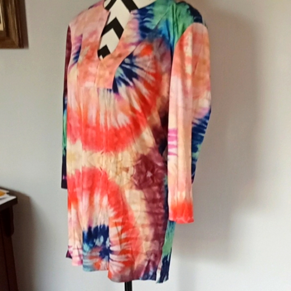 Love Pink and Blue Relaxed 3/4 Sleeve Tunic - Picture 5 of 6